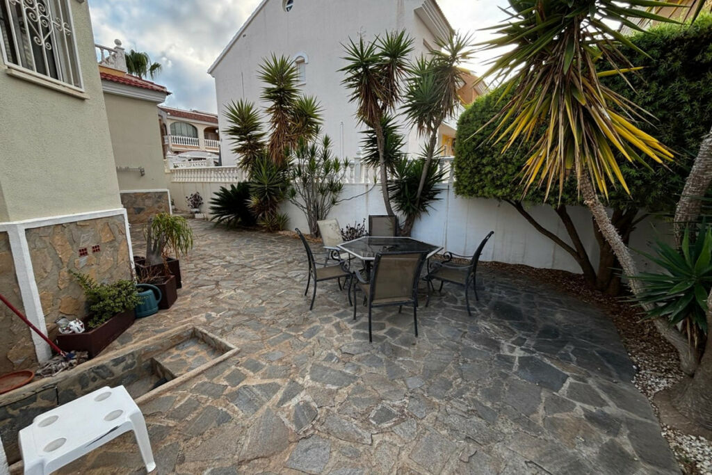 Semi-Detached House Dona Pepa Alicante - image 28