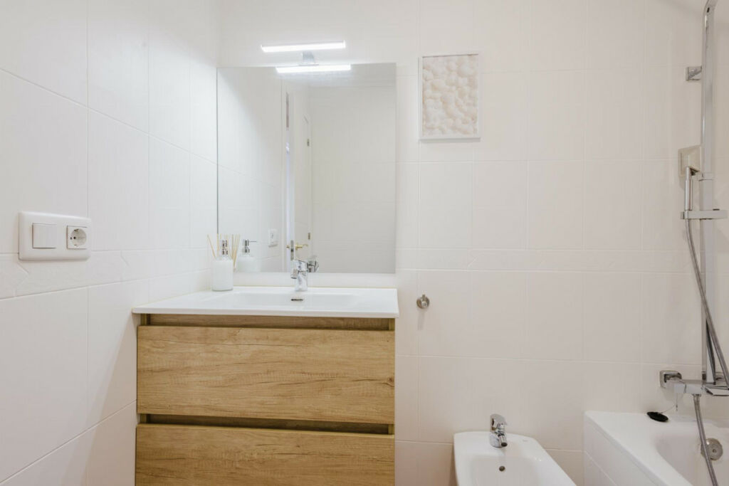 Middle Floor Apartment Torrevieja Alicante - image 29