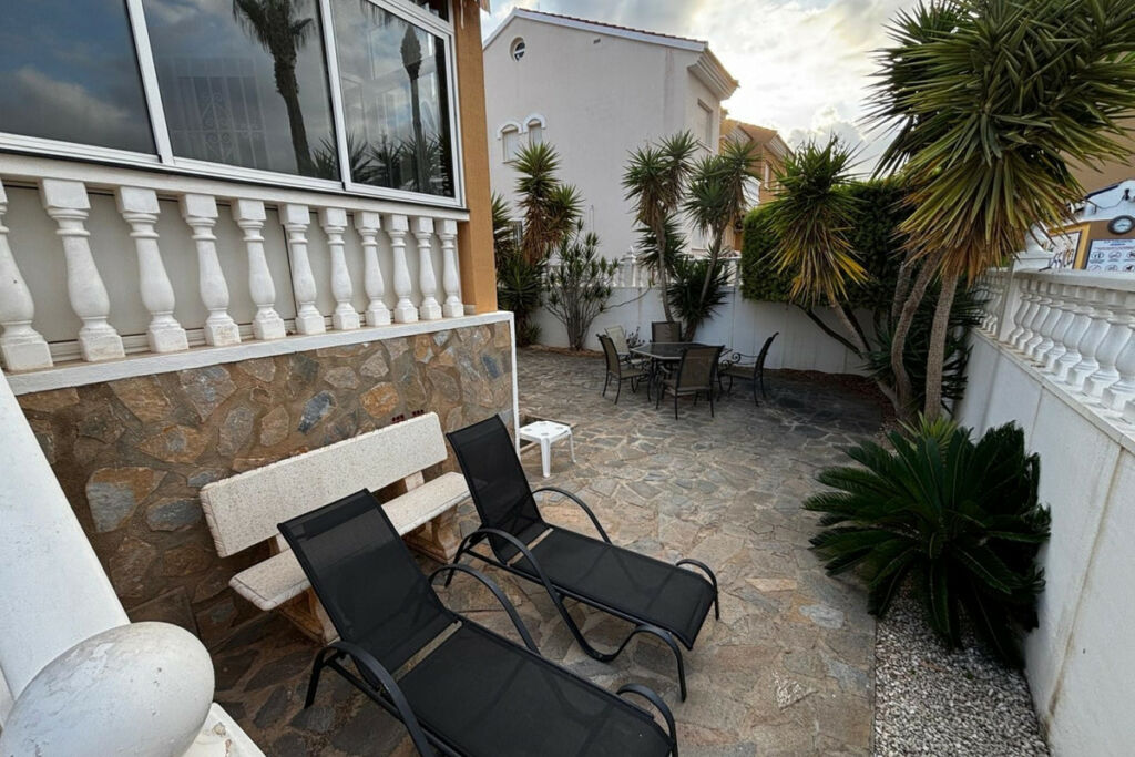Semi-Detached House Dona Pepa Alicante - image 29