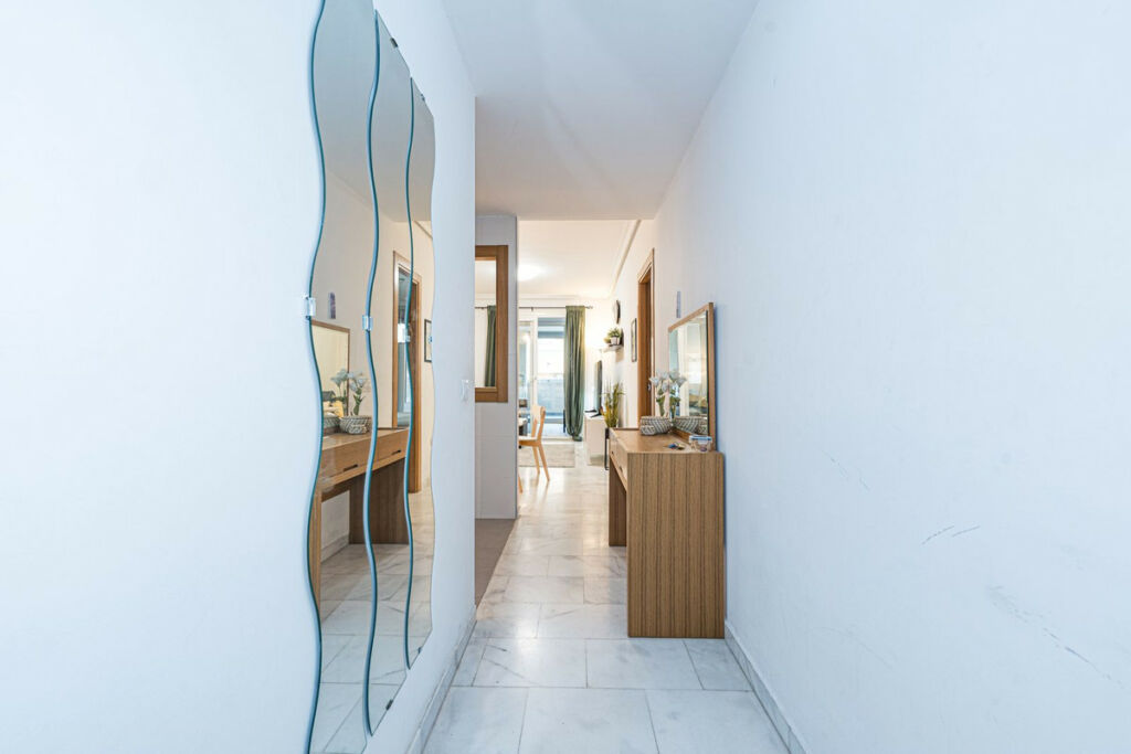 Middle Floor Apartment Los Pacos Málaga - image 29