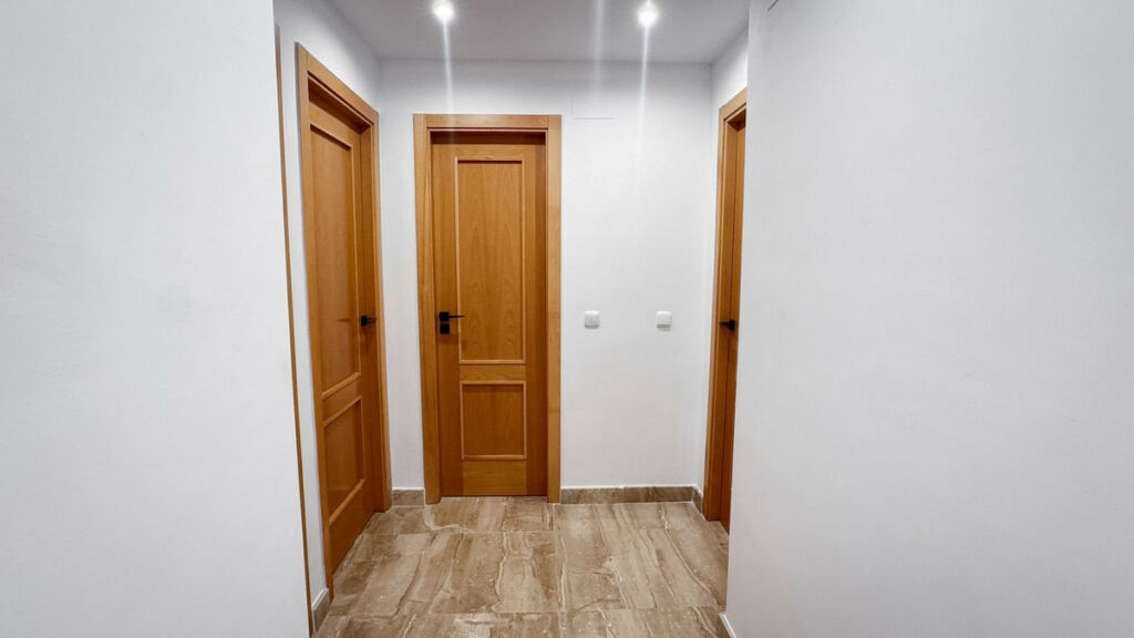 Middle Floor Apartment Estepona Málaga - image 29