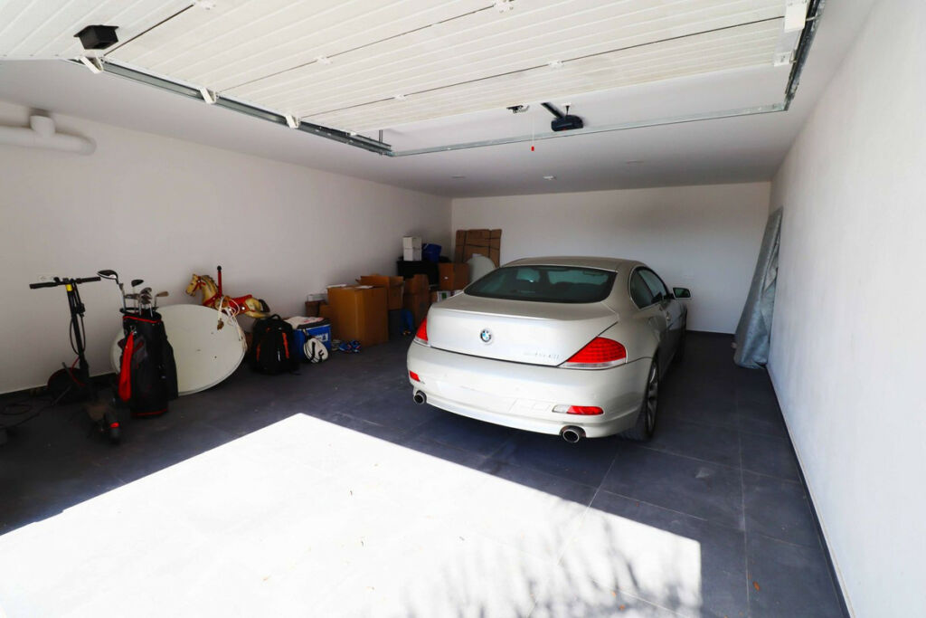 Detached Villa El Chaparral Málaga - image 29