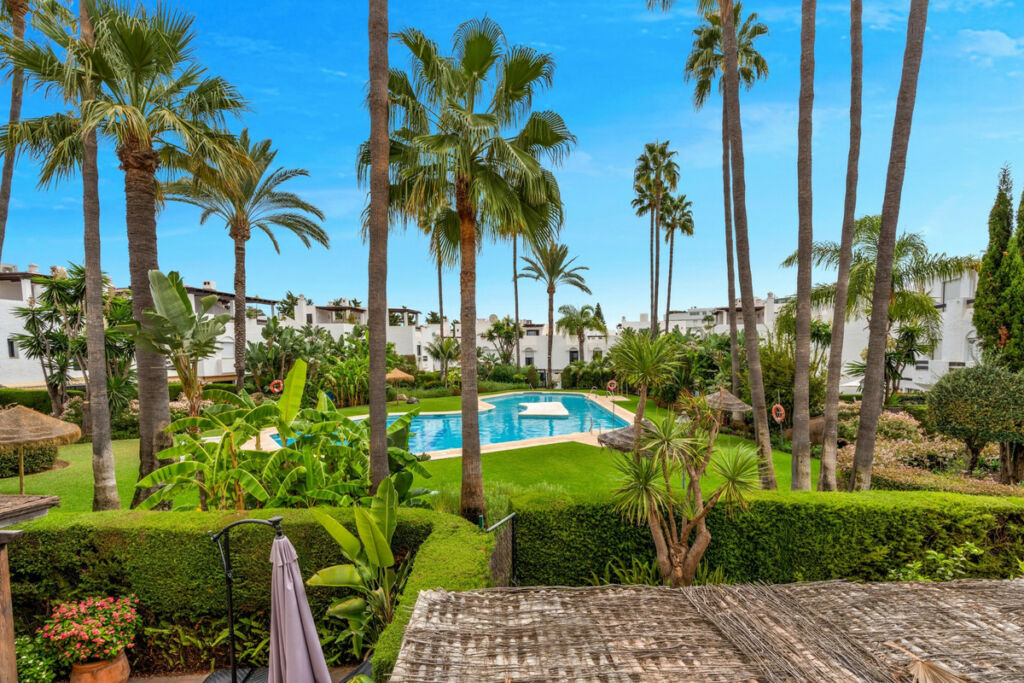 Townhouse San Pedro de Alcántara Málaga - image 29