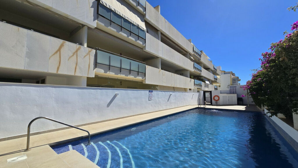 Middle Floor Apartment San Pedro de Alcántara Málaga