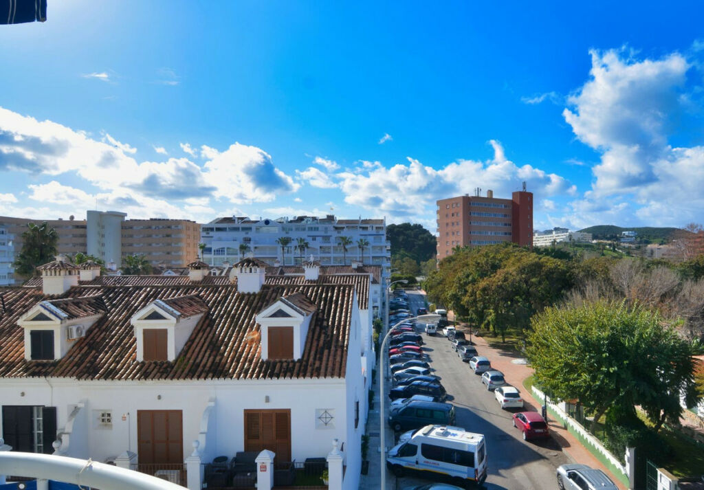 Middle Floor Apartment Fuengirola Málaga - image 28