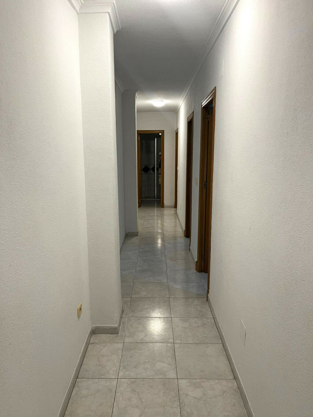 Middle Floor Apartment Torrevieja Alicante - image 29