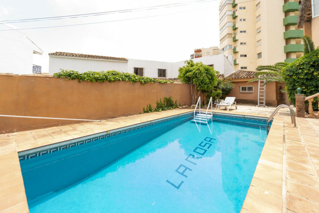 Detached Villa Fuengirola Málaga - image 29