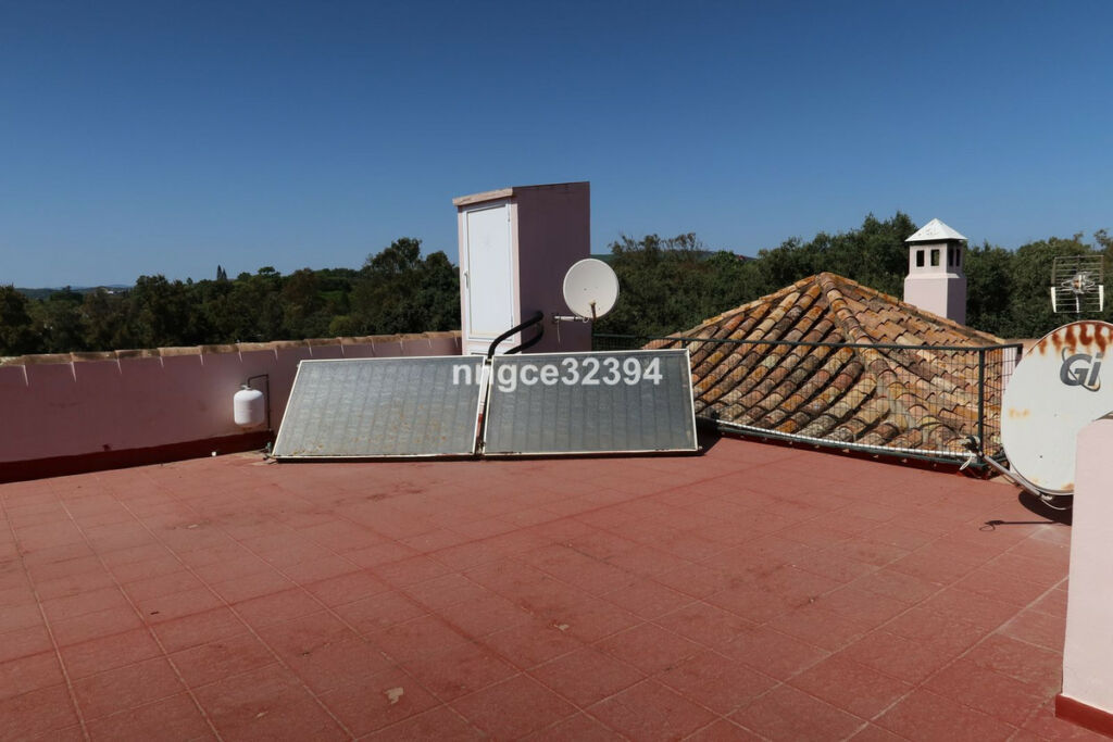 Detached Villa Sotogrande Cádiz - image 29