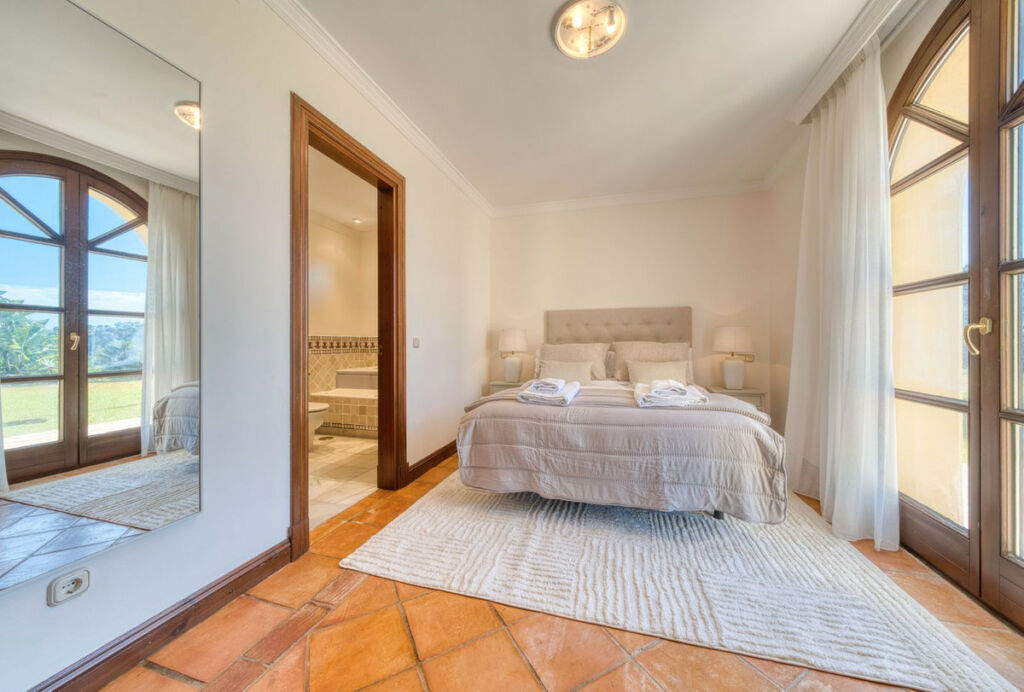 Detached Villa La Zagaleta Málaga - image 29