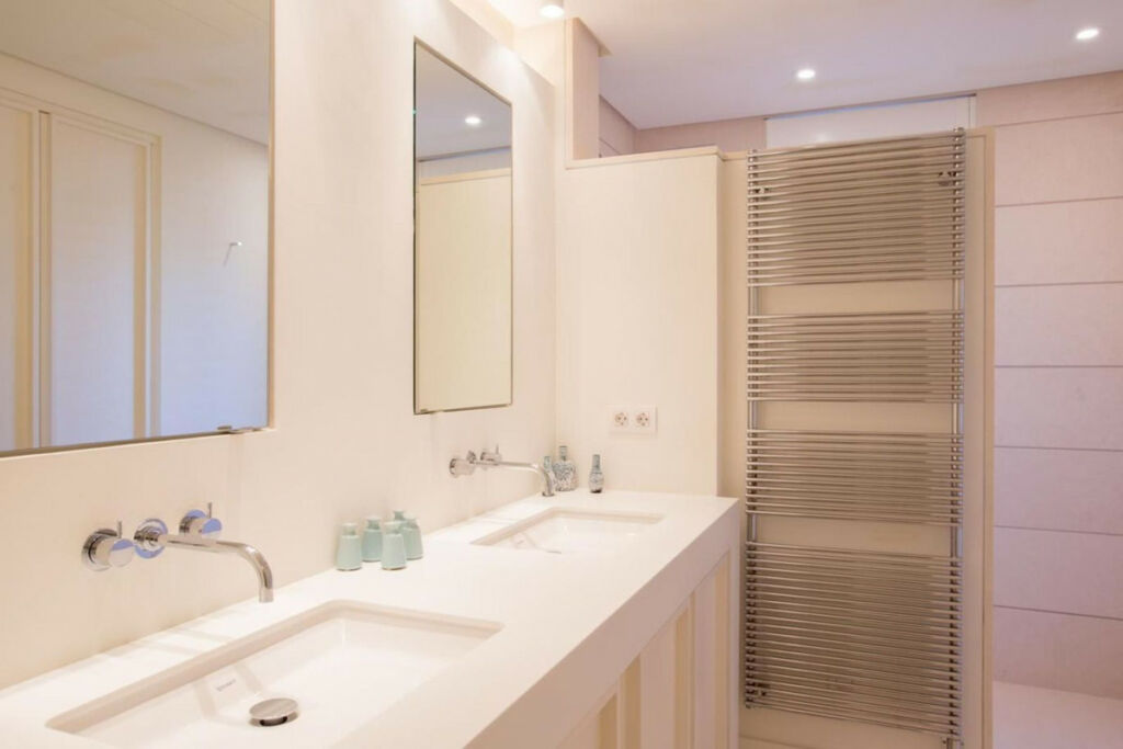 Detached Villa Marbella Málaga - image 29