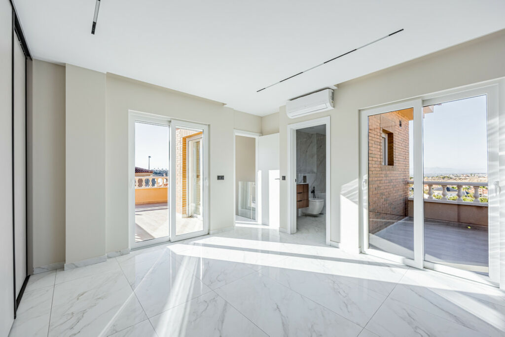 Detached Villa Rojales Alicante - image 29