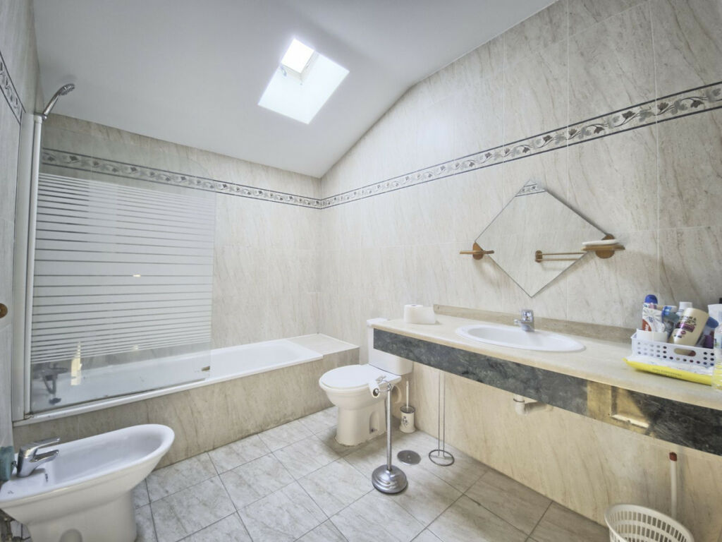 Penthouse Duplex Torrequebrada Málaga - image 29