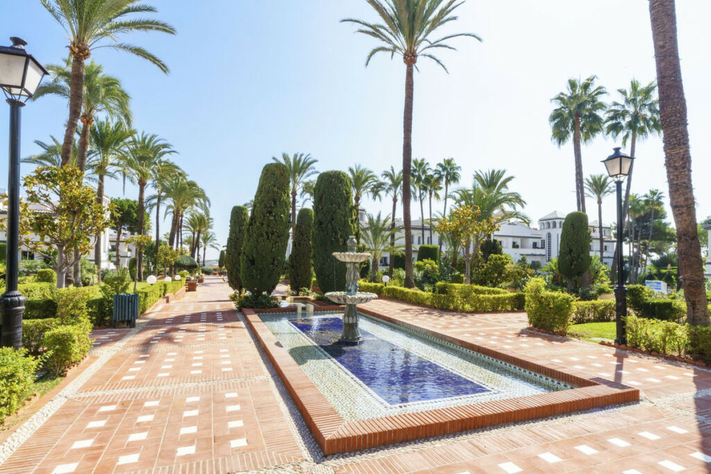 Ground Floor Apartment Estepona Málaga - image 29