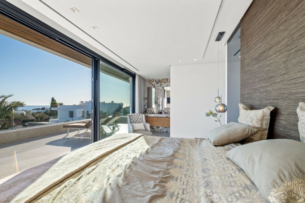 Detached Villa Marbesa Málaga - image 29