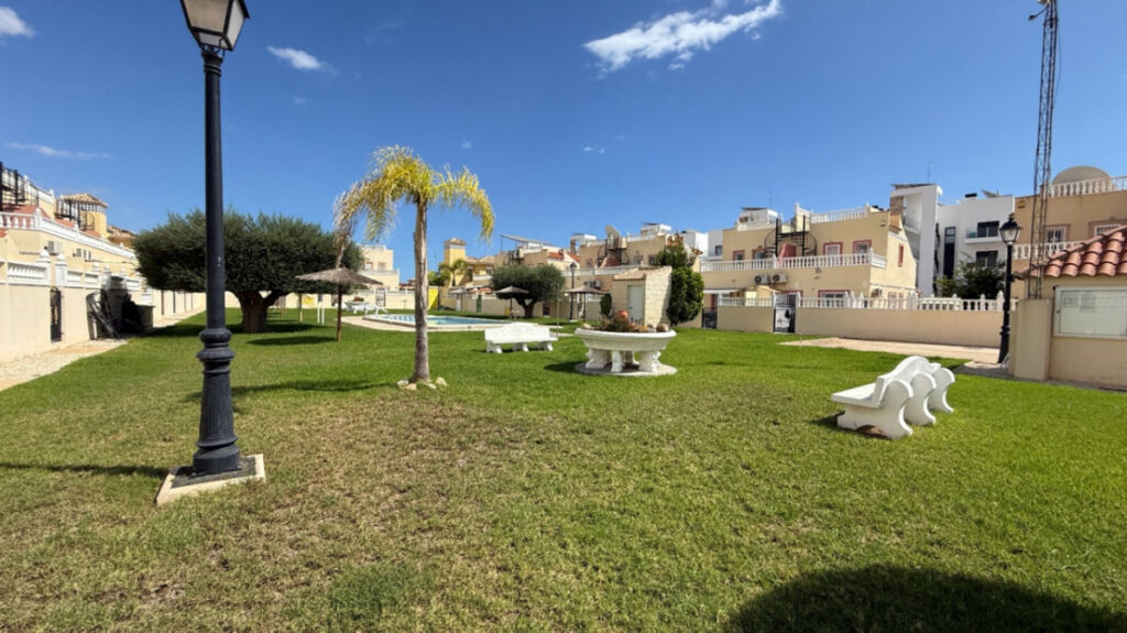 Bungalow Orihuela Alicante - image 29