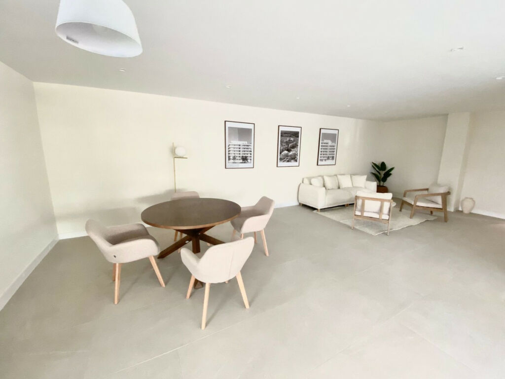 Middle Floor Apartment Nueva Andalucía Málaga - image 29