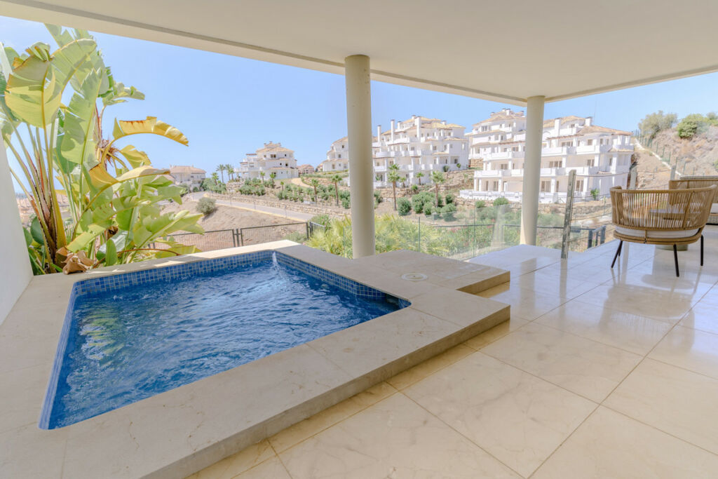 Duplex Nueva Andalucía Málaga - image 3