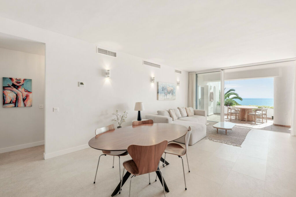 Middle Floor Apartment Torremolinos Málaga - image 3