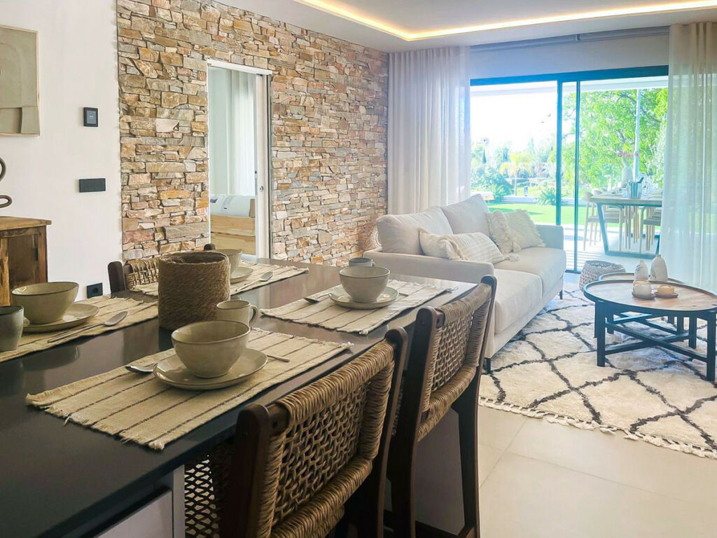 Ground Floor Apartment Estepona Málaga - image 3