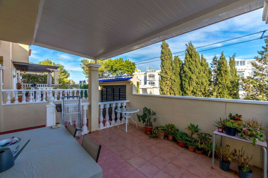 Detached Villa Orihuela Costa Alicante - image 3