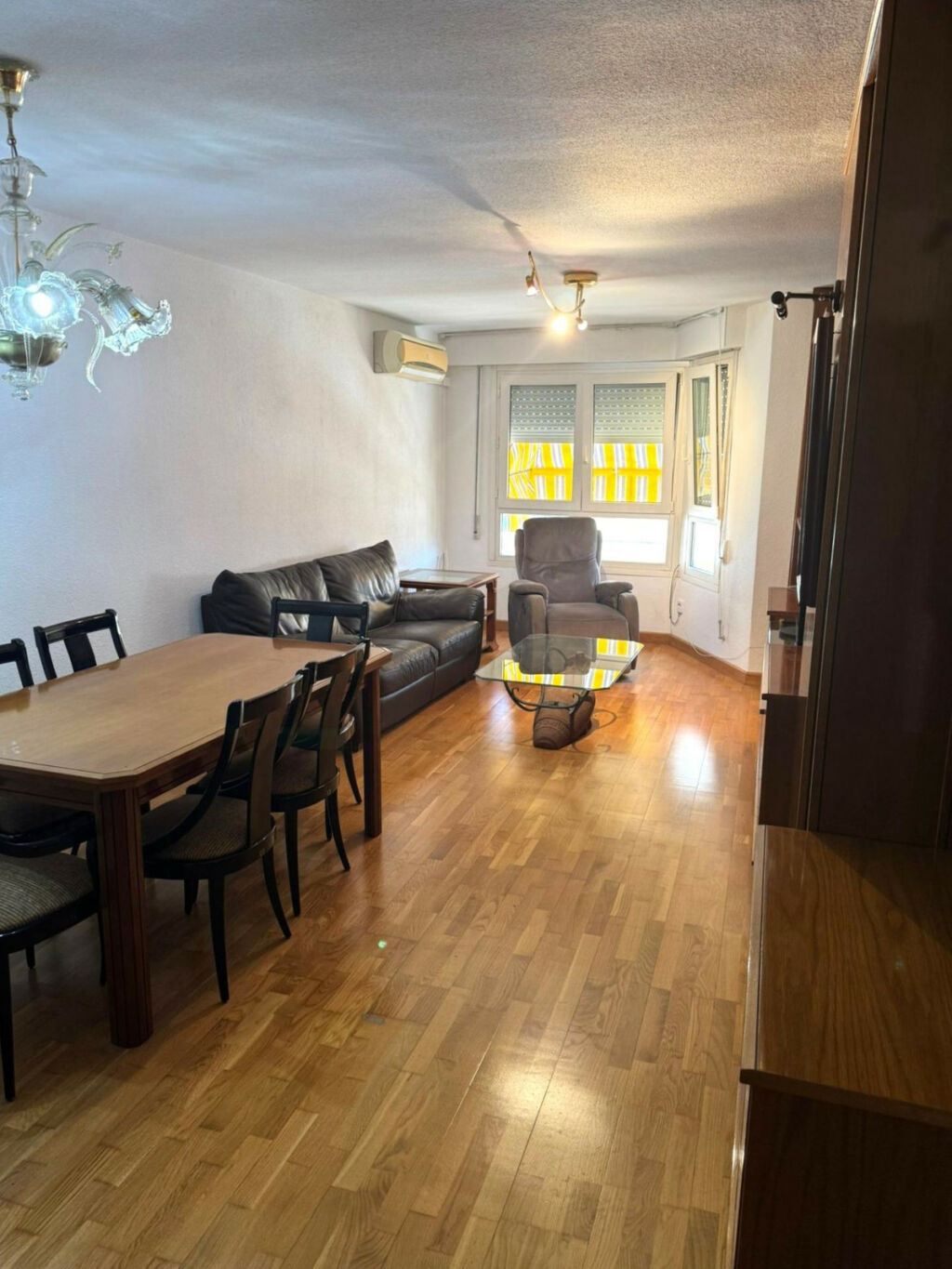 Middle Floor Apartment Torrevieja Alicante - image 3