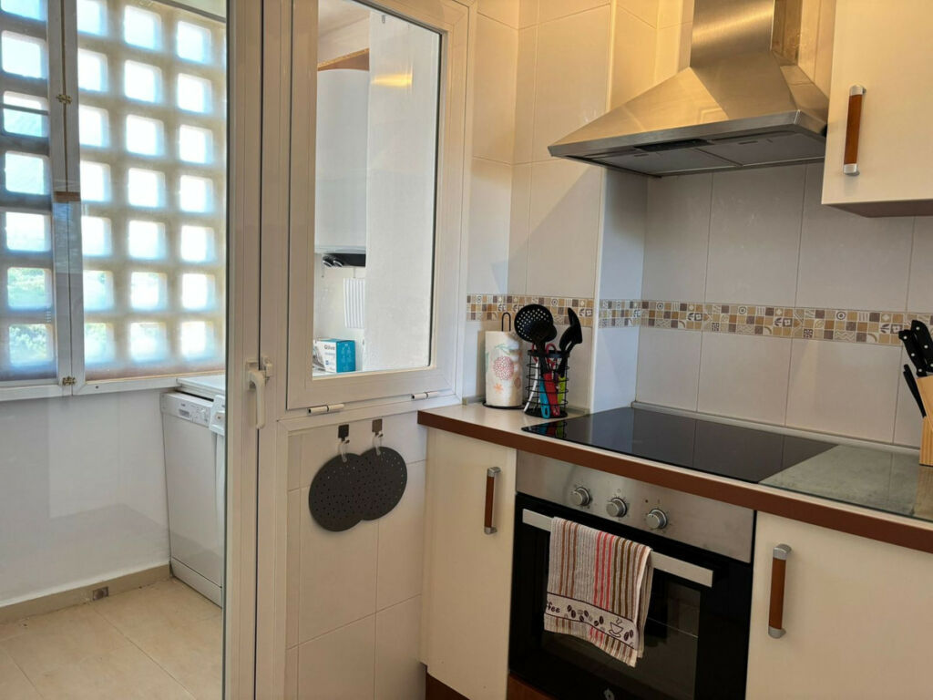Middle Floor Apartment Riviera del Sol Málaga - image 3