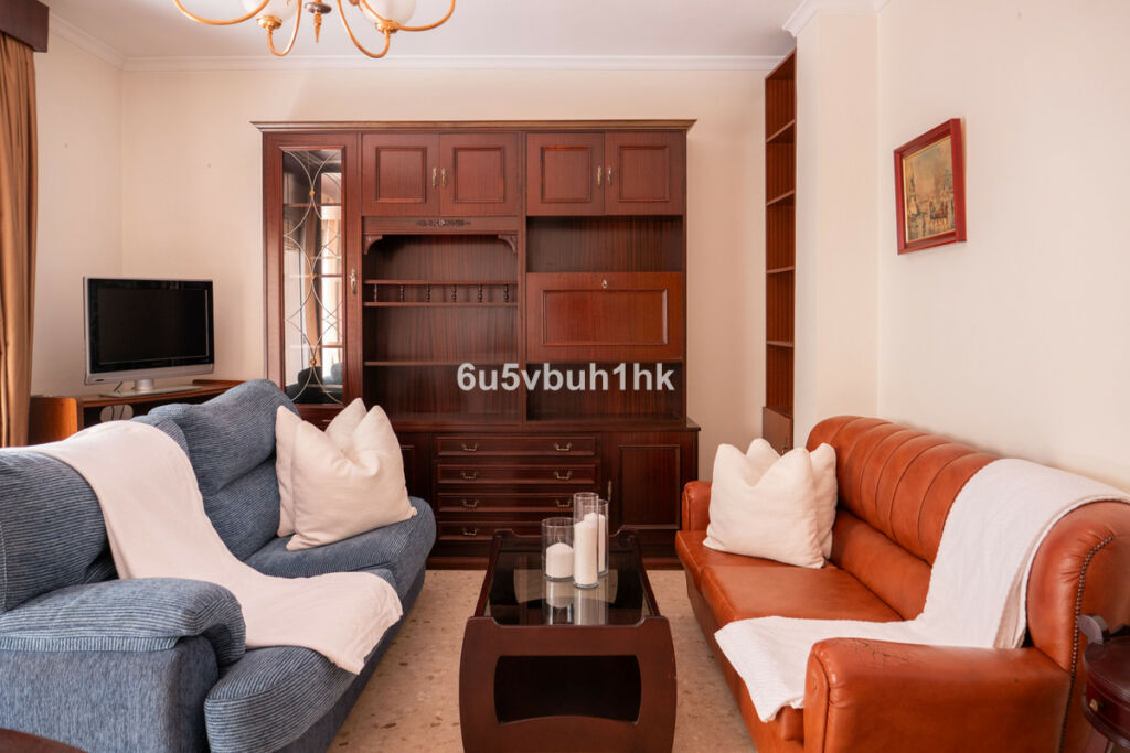 Ground Floor Apartment Fuengirola Málaga - image 3
