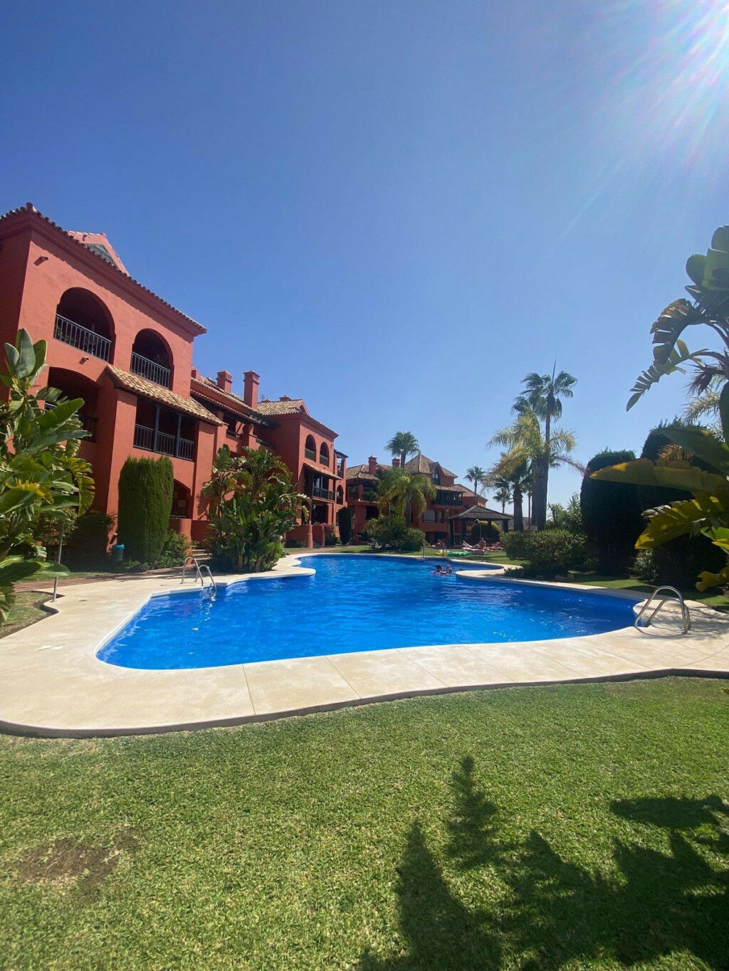 Penthouse Duplex Calahonda Málaga - image 3