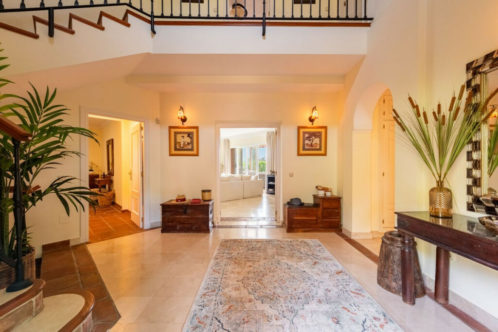 Semi-Detached House Casares Playa Málaga - image 3