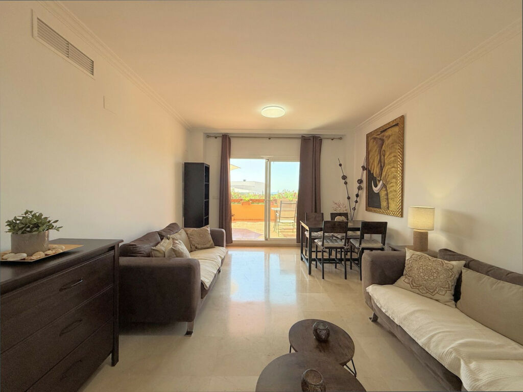 Ground Floor Apartment Casares Playa Málaga - image 3