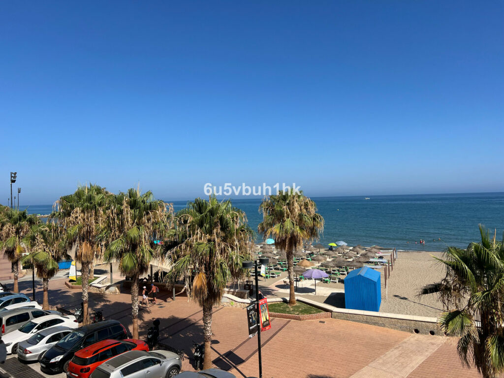 Ground Floor Apartment Fuengirola Málaga - image 3