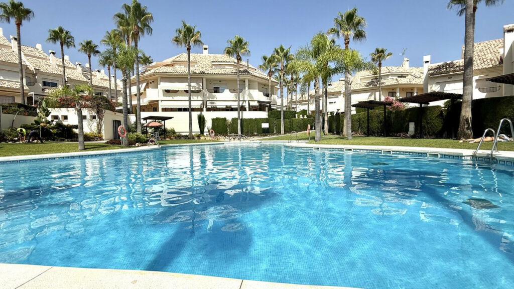 Townhouse Marbella Málaga - image 3