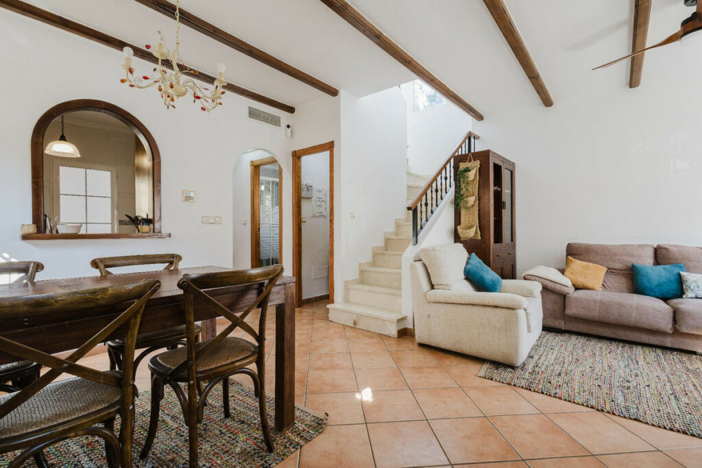 Townhouse Lo Crispin Alicante - image 3