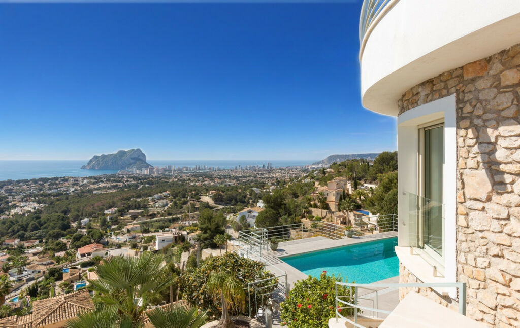 Detached Villa La Fustera Alicante - image 3