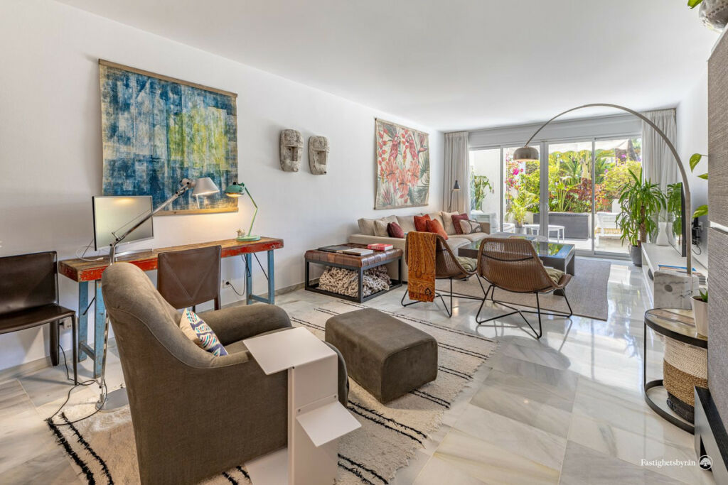 Ground Floor Apartment Estepona Málaga - image 3