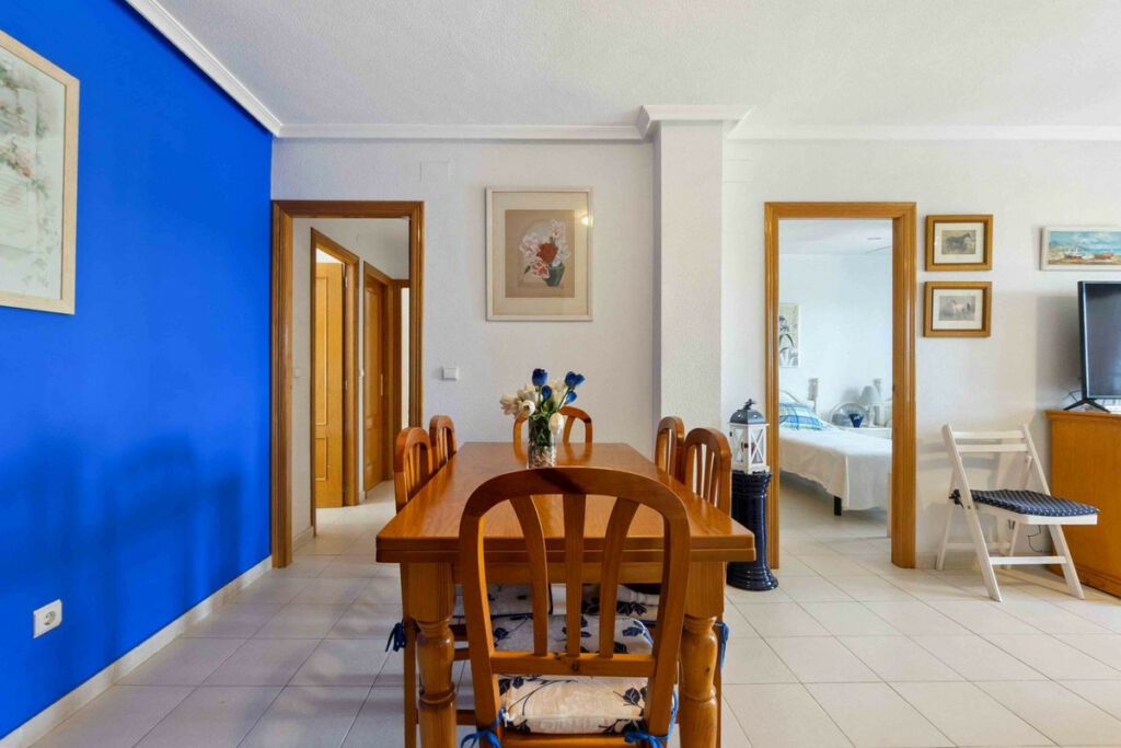 Middle Floor Apartment Campoamor Alicante - image 3