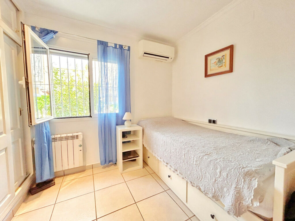 Detached Villa Denia Alicante - image 3