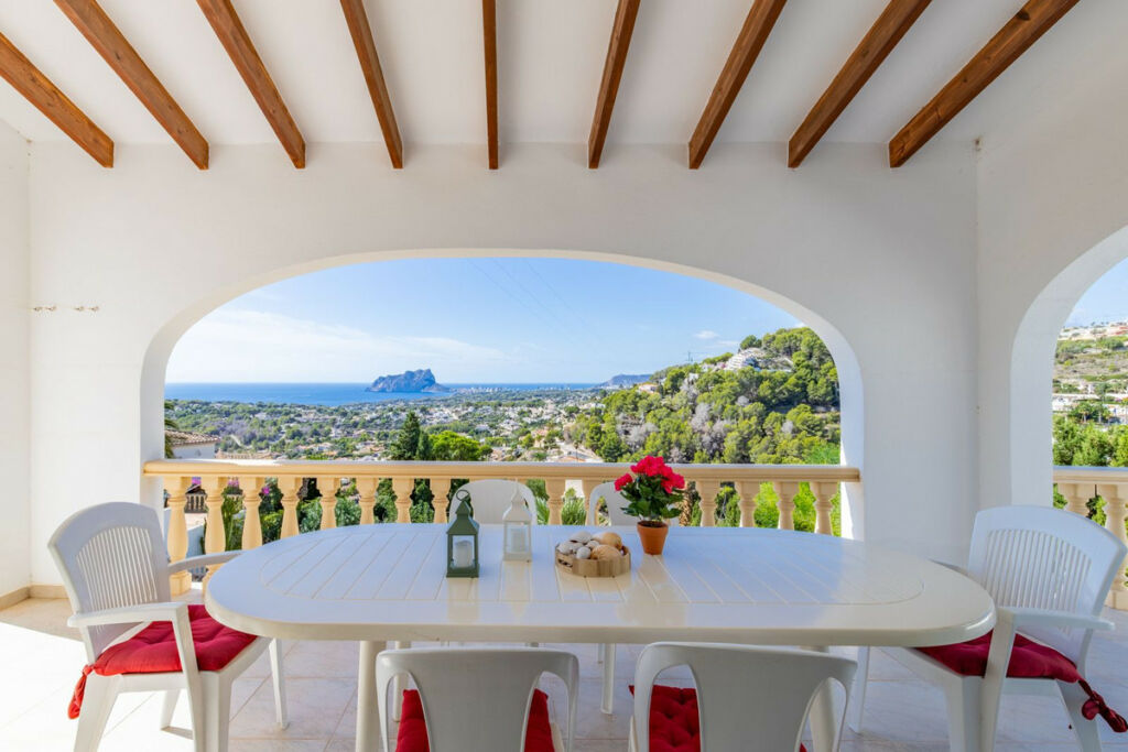 Detached Villa Moraira Alicante - image 3