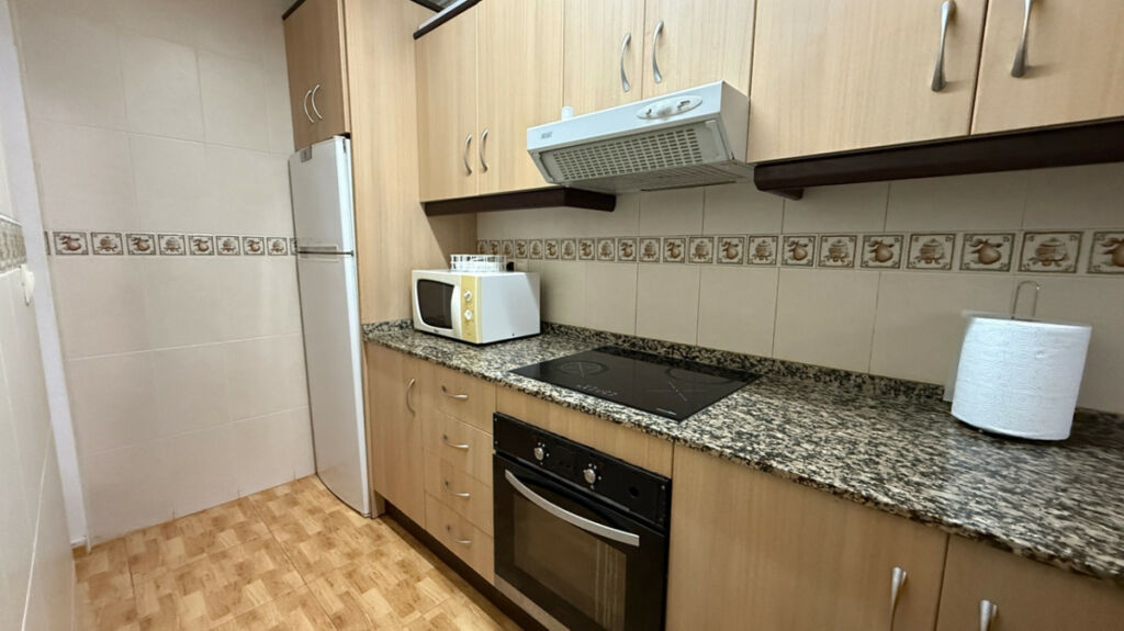 Ground Floor Apartment San Miguel de Salinas Alicante - image 3