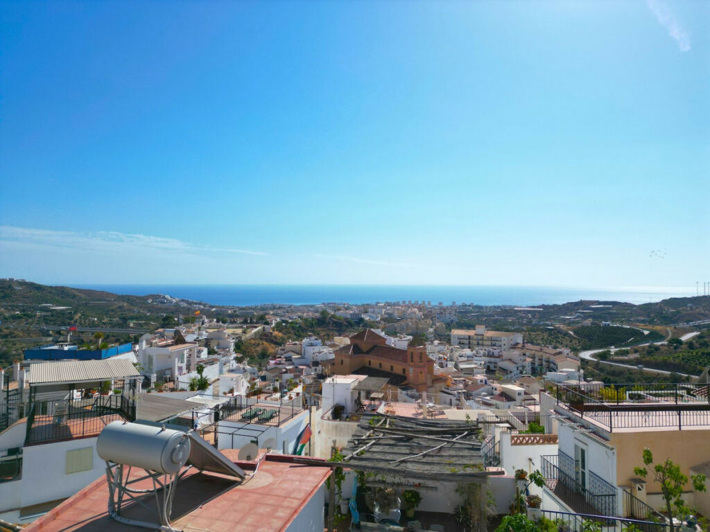 Townhouse Torrox Málaga - image 3