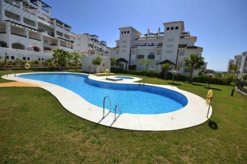 Penthouse San Luis de Sabinillas Málaga - image 3