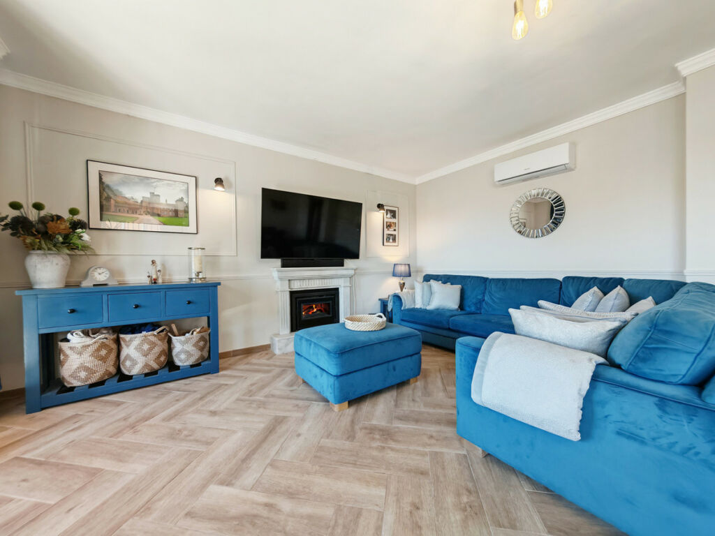 Semi-Detached House Riviera del Sol Málaga - image 3