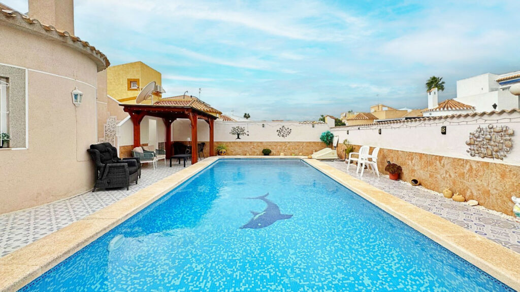 Detached Villa Orihuela Costa Alicante - image 3