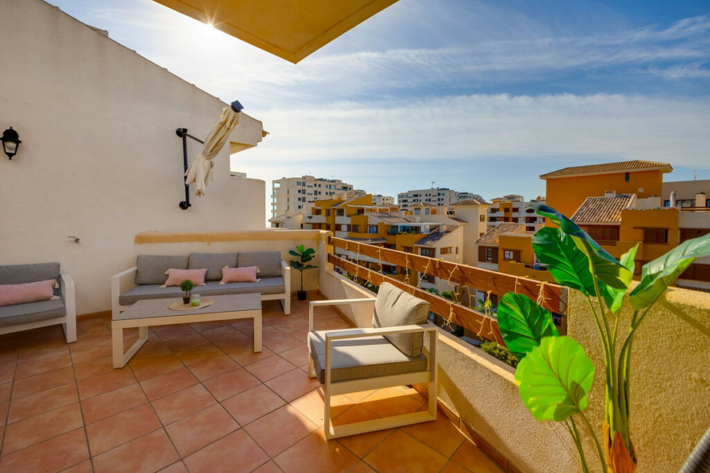 Penthouse Punta Prima Alicante - image 3