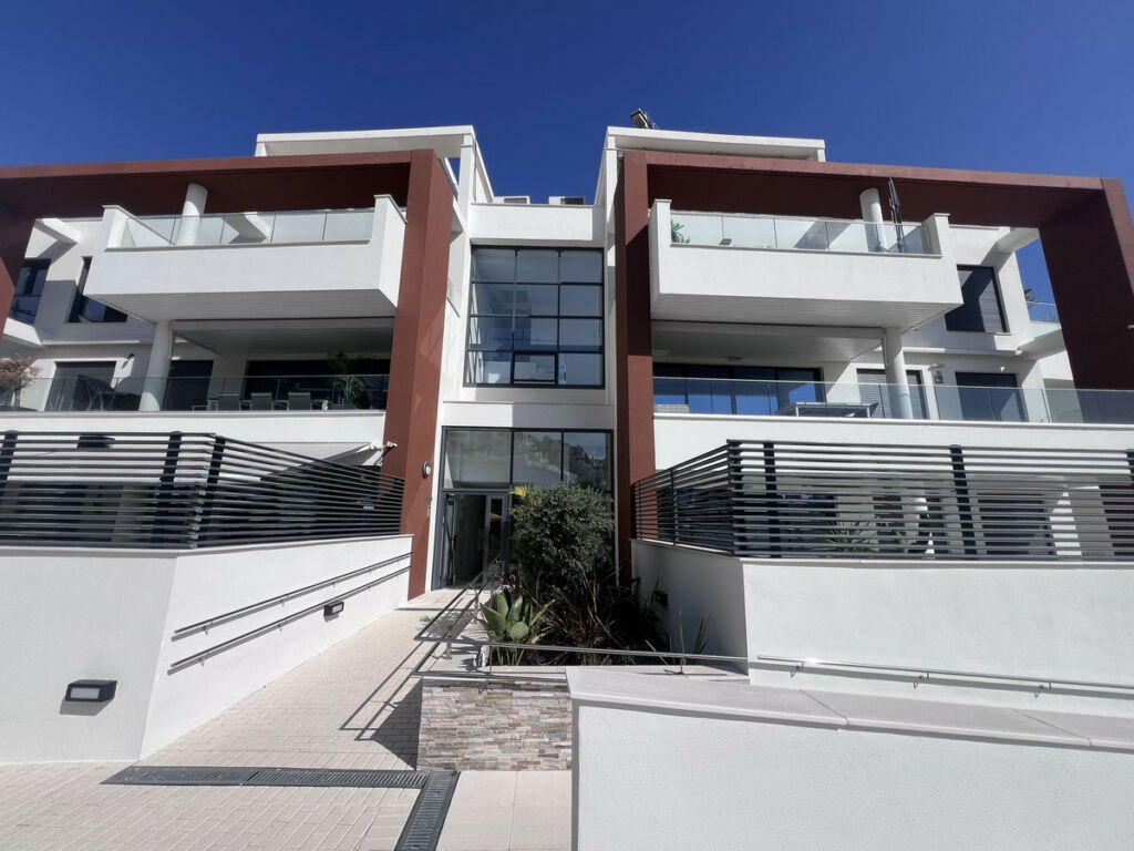 Penthouse Duplex La Quinta Málaga - image 3