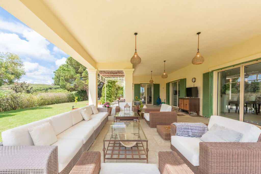 Detached Villa Sotogrande Alto Cádiz - image 3