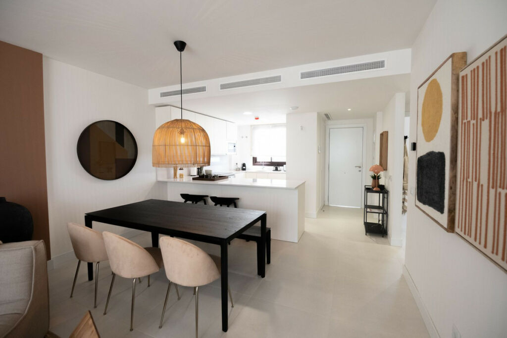 Penthouse Duplex Higueron Málaga - image 3