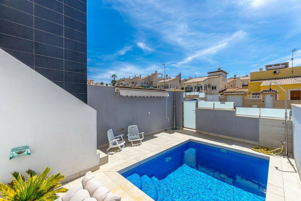 Ground Floor Apartment Los Altos Alicante - image 3