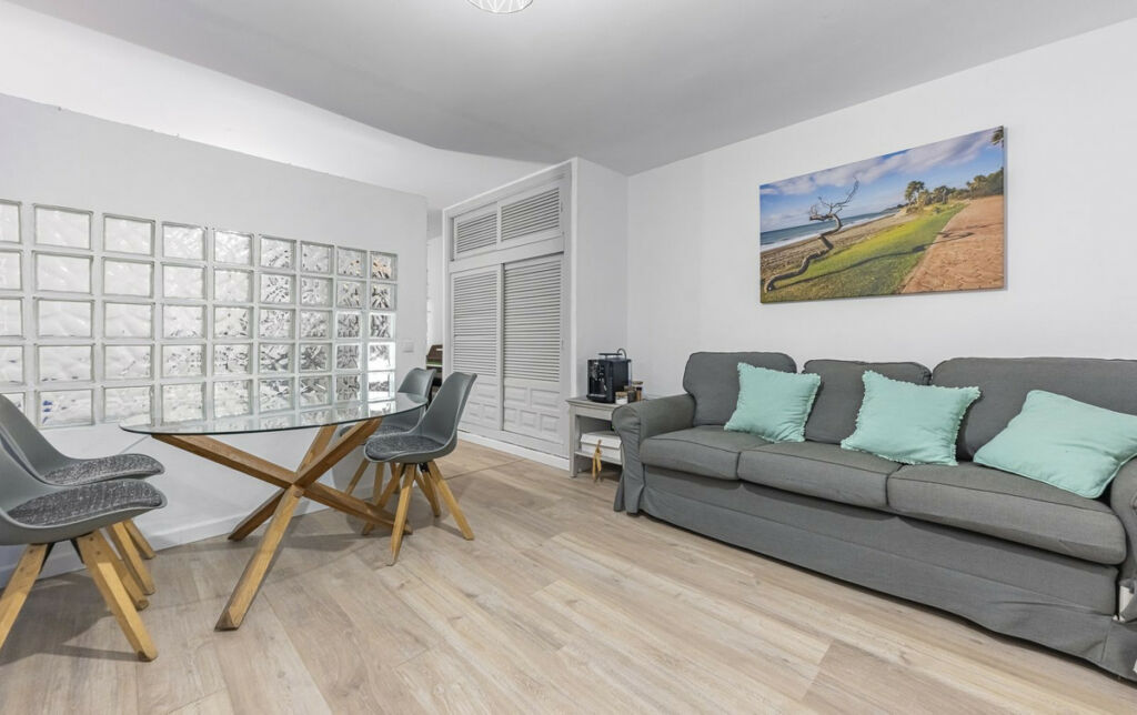 Ground Floor Studio New Golden Mile Málaga - image 3