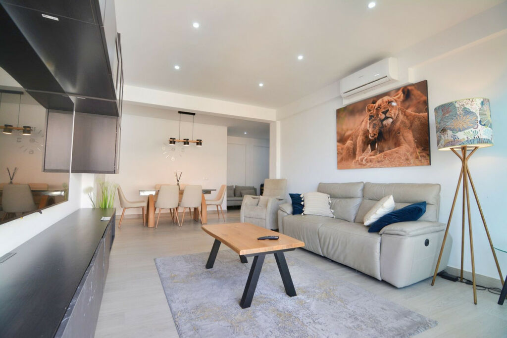 Penthouse Fuengirola Málaga - image 3